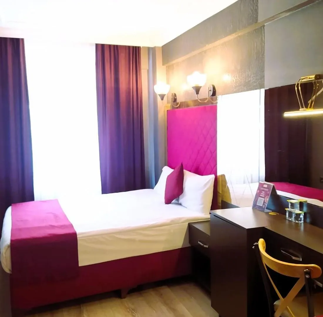 On Historical Peninsula K Aya R Oyal Hotel Isztambul